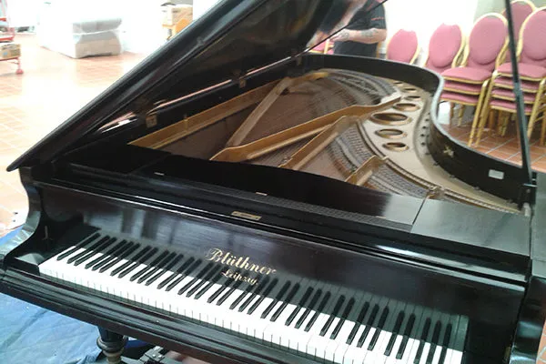 piano french polishing Yorkshire